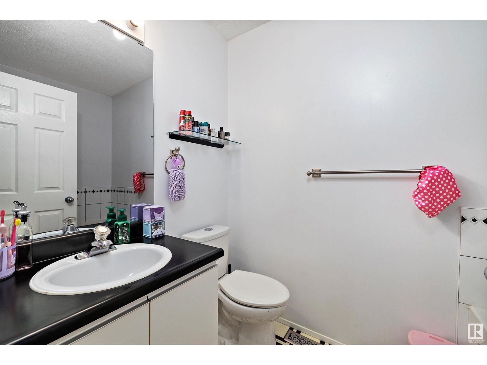 Photo 21 of 16229 57 St Nw, Edmonton AB