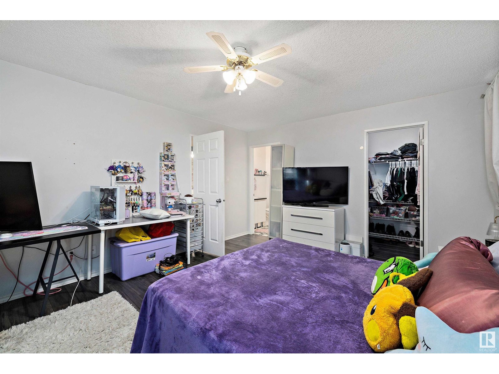 Photo 18 of 16229 57 St Nw, Edmonton AB