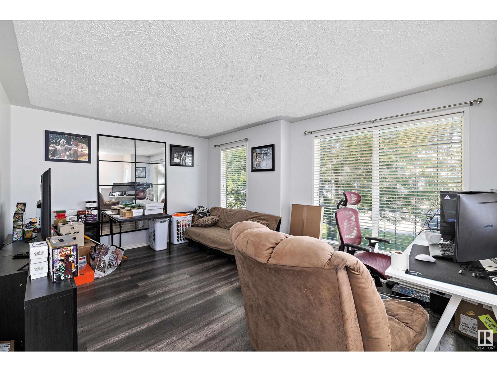 Photo 11 of 16229 57 St Nw, Edmonton AB