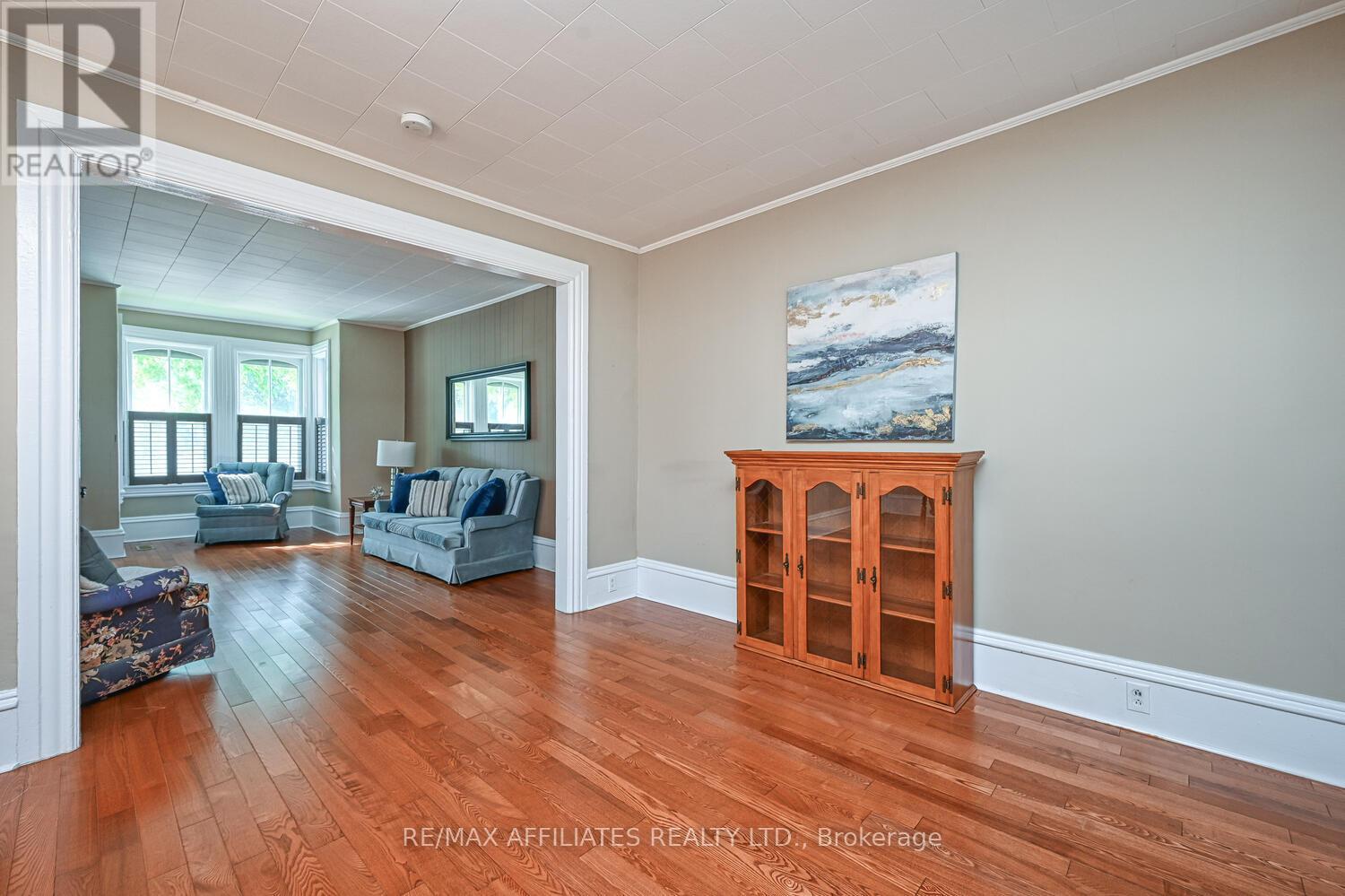 Photo 5 of 74 William Street E, Smiths Falls ON