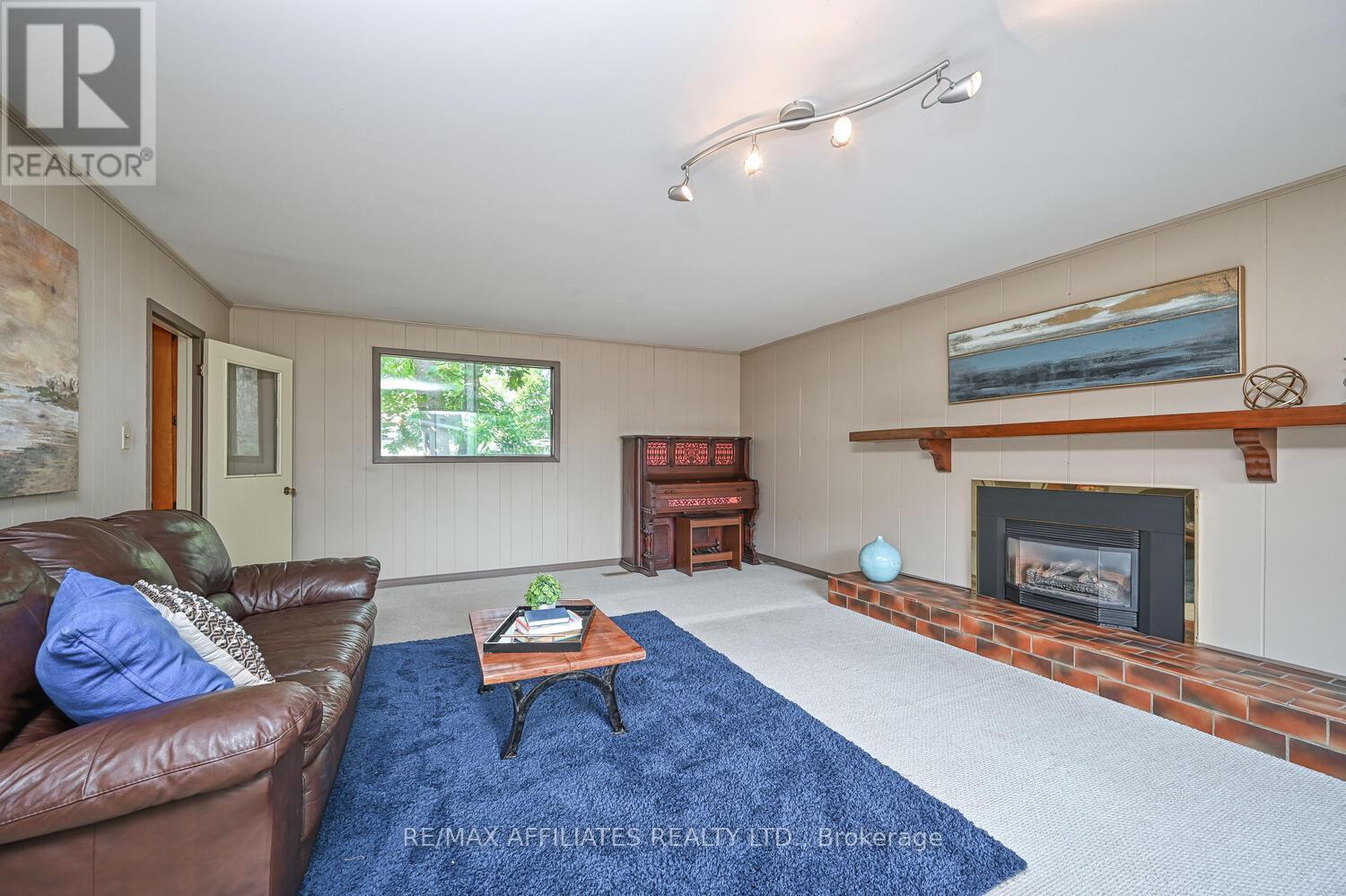 Photo 31 of 74 William Street E, Smiths Falls ON