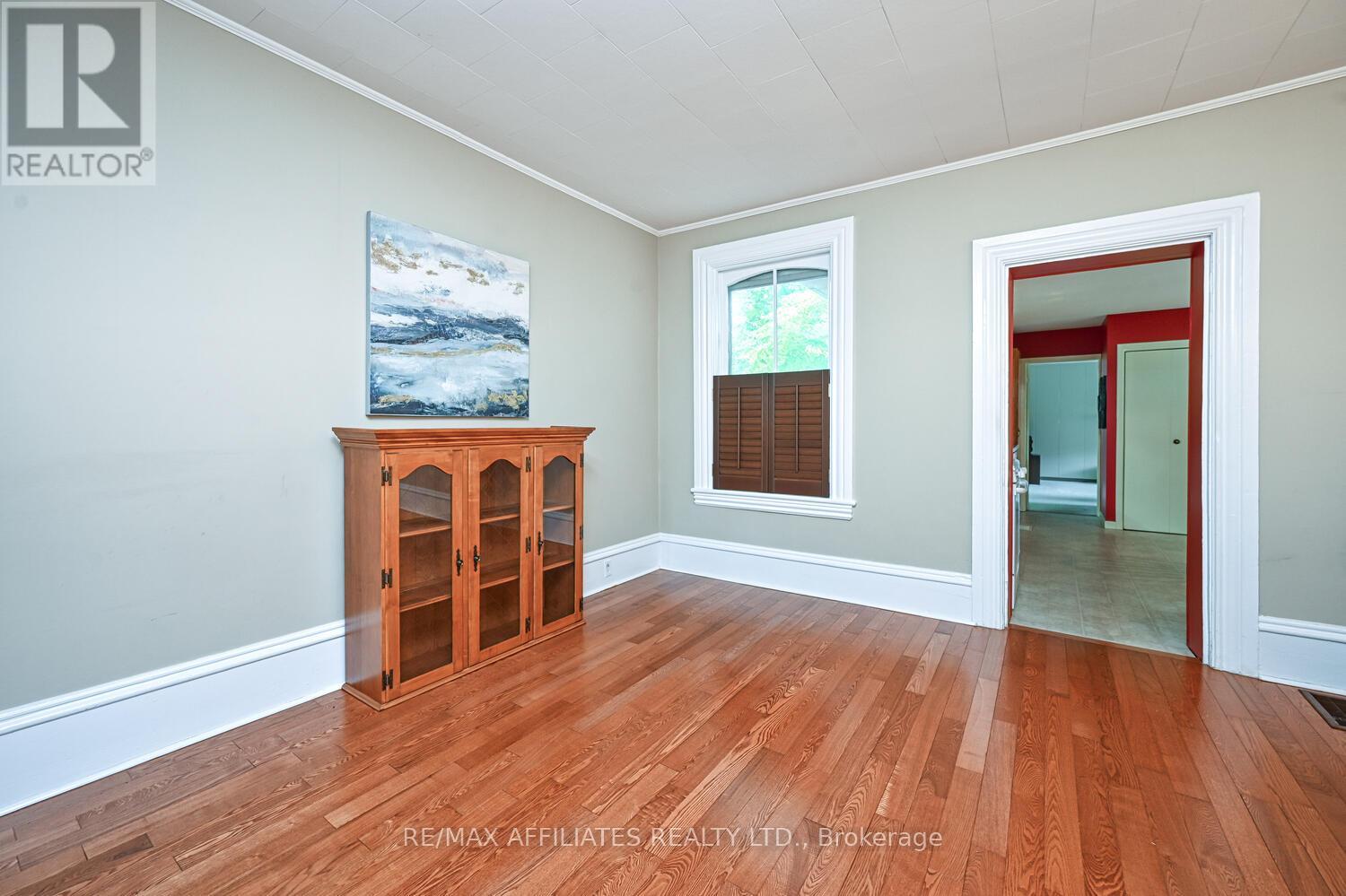 Photo 15 of 74 William Street E, Smiths Falls ON