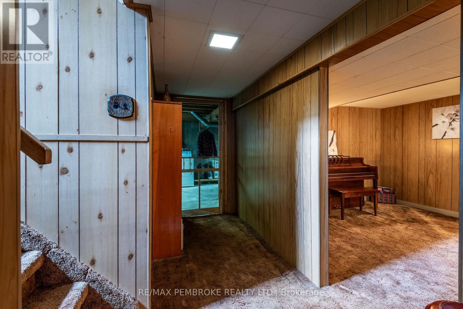 Photo 25 of 500 Herbert Street, Pembroke ON