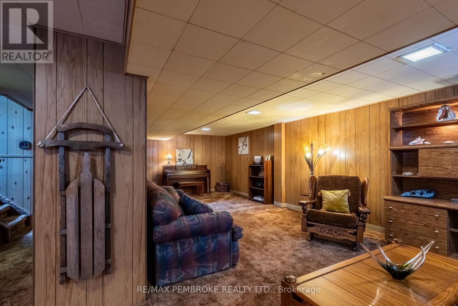 Photo 28 of 500 Herbert Street, Pembroke ON
