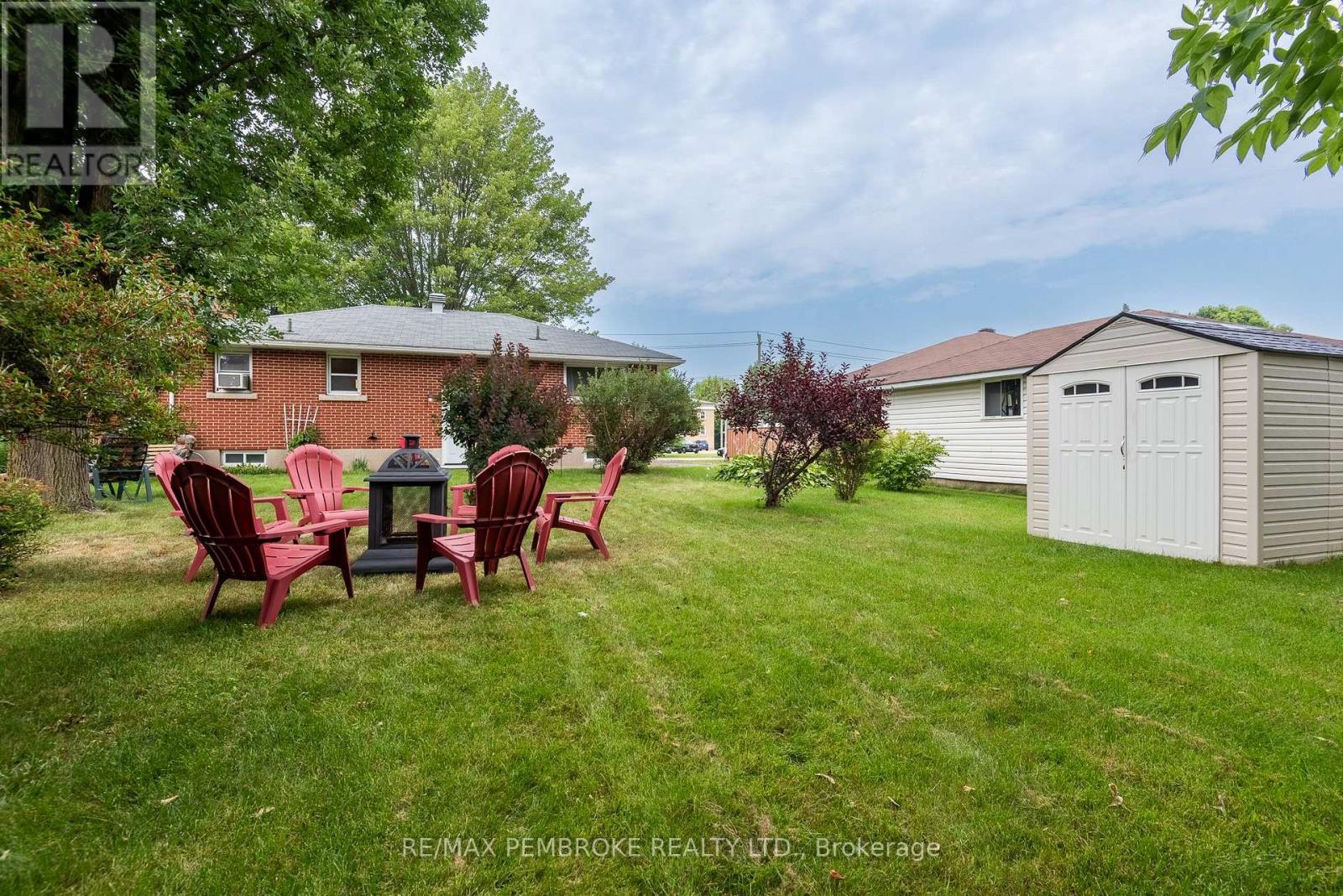 Photo 34 of 500 Herbert Street, Pembroke ON