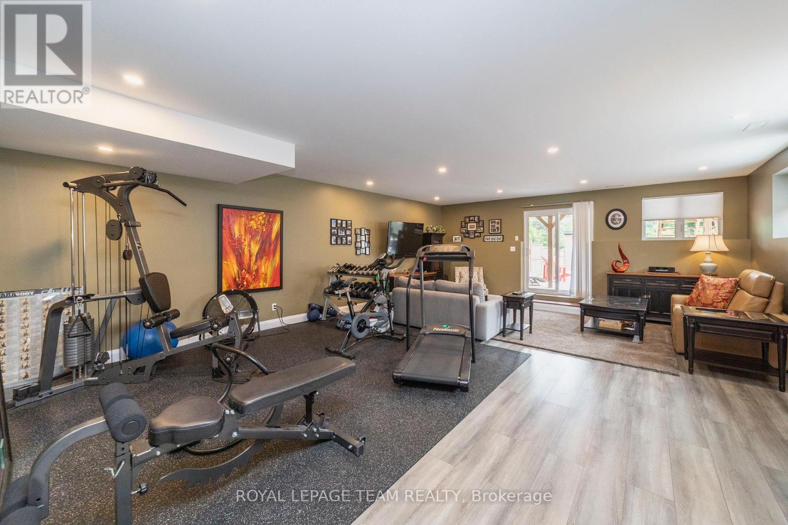 Photo 49 of 51 Aylen Avenue, Ottawa ON