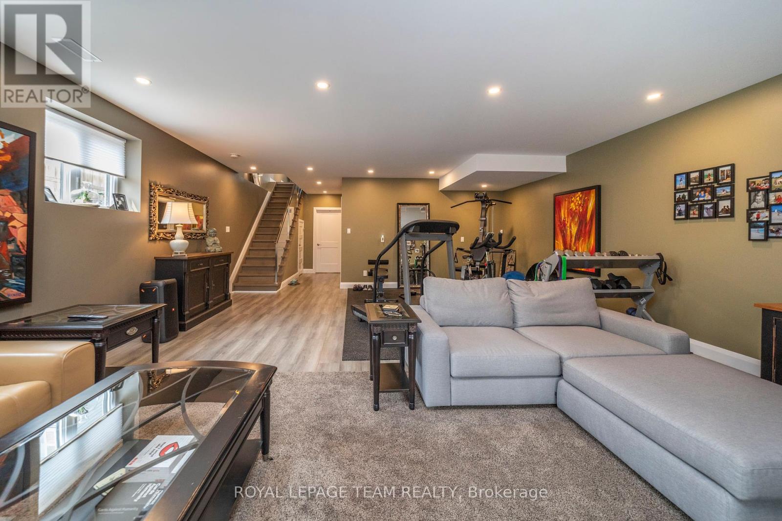 Photo 50 of 51 Aylen Avenue, Ottawa ON