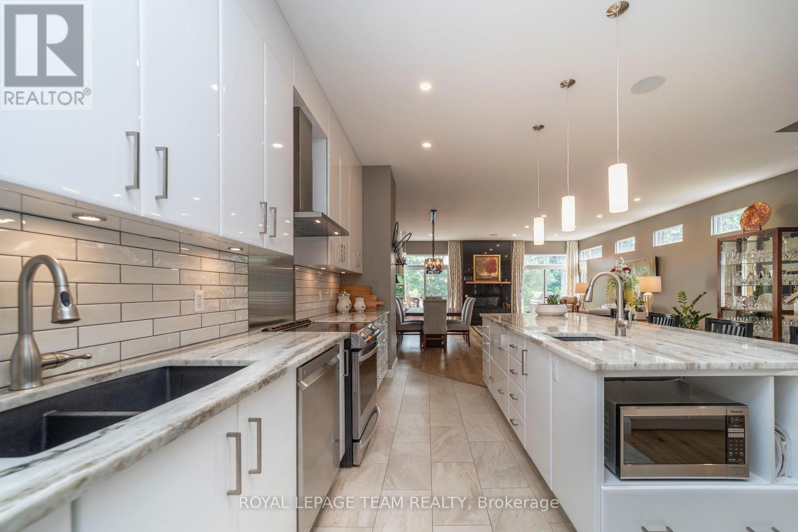 Photo 45 of 51 Aylen Avenue, Ottawa ON