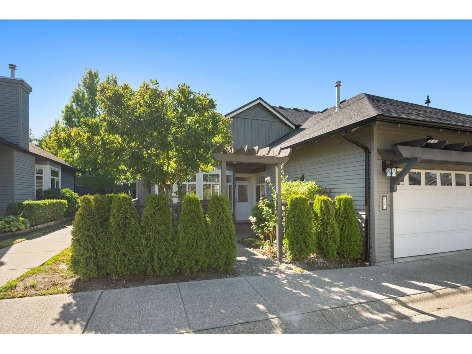 Photo 2 of 71 14909 32 Avenue, Surrey BC