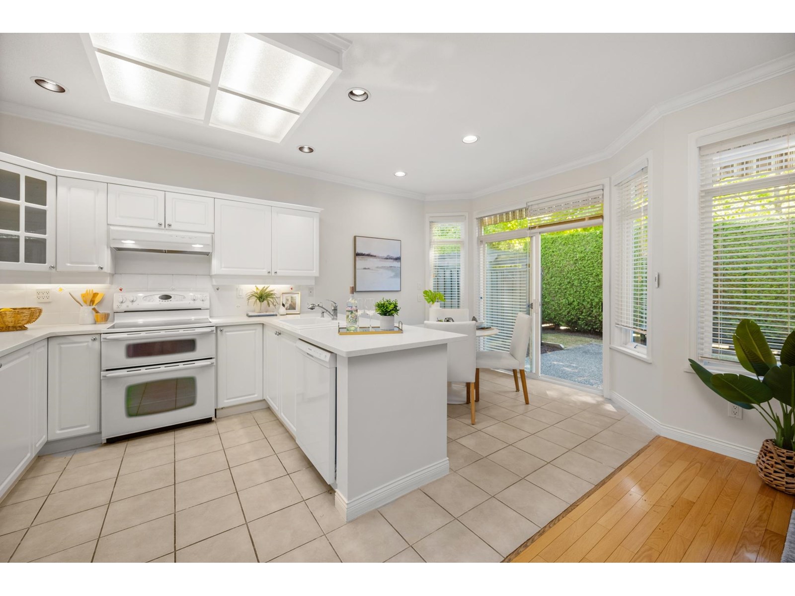 Photo 16 of 71 14909 32 Avenue, Surrey BC