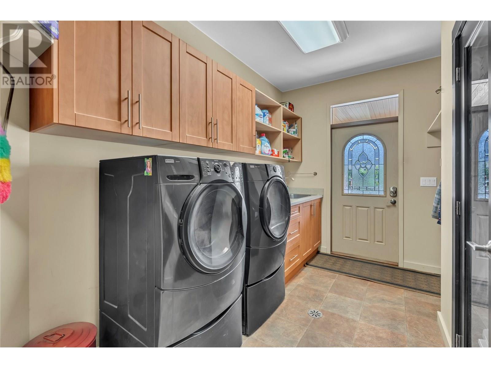 8705 ROAD 22 Road, Oliver