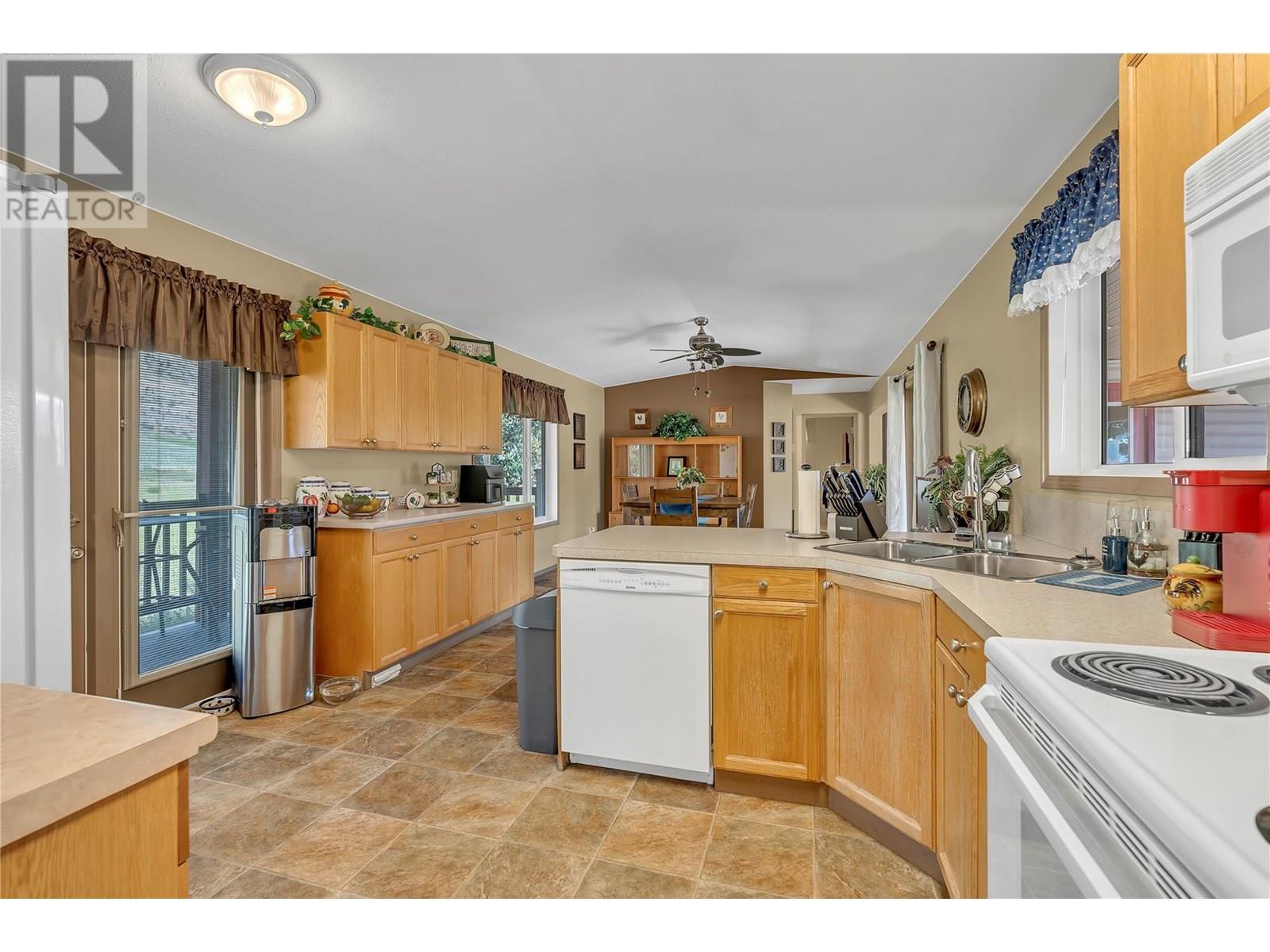 8705 ROAD 22 Road, Oliver