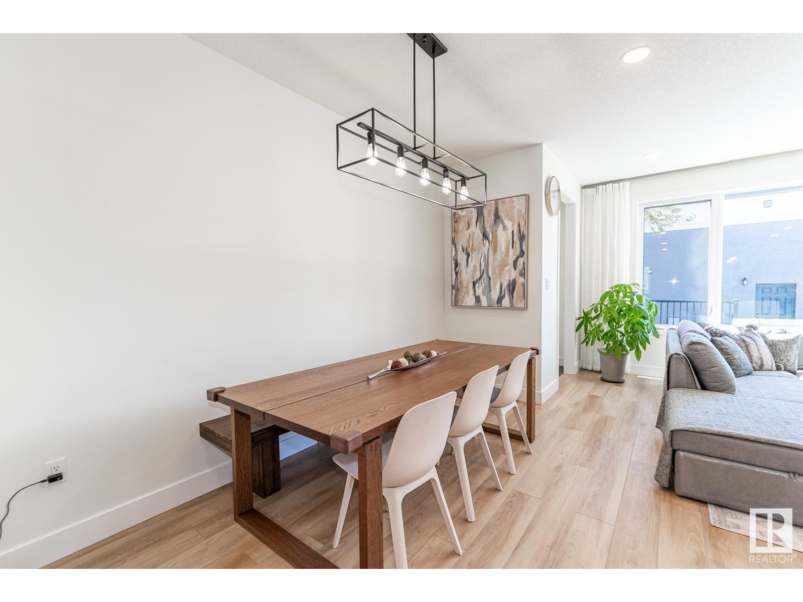 Photo 10 of 11445 79 Av Nw, Edmonton AB