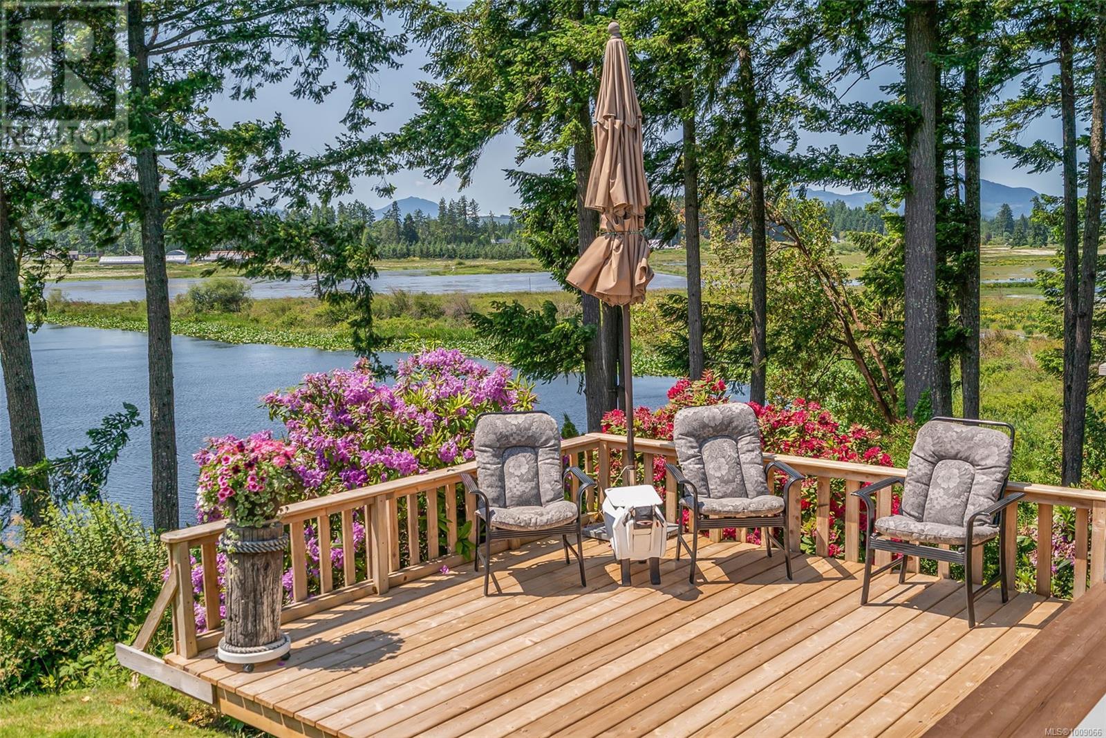 Photo 5 of 2551 Braun Rd, Nanaimo BC