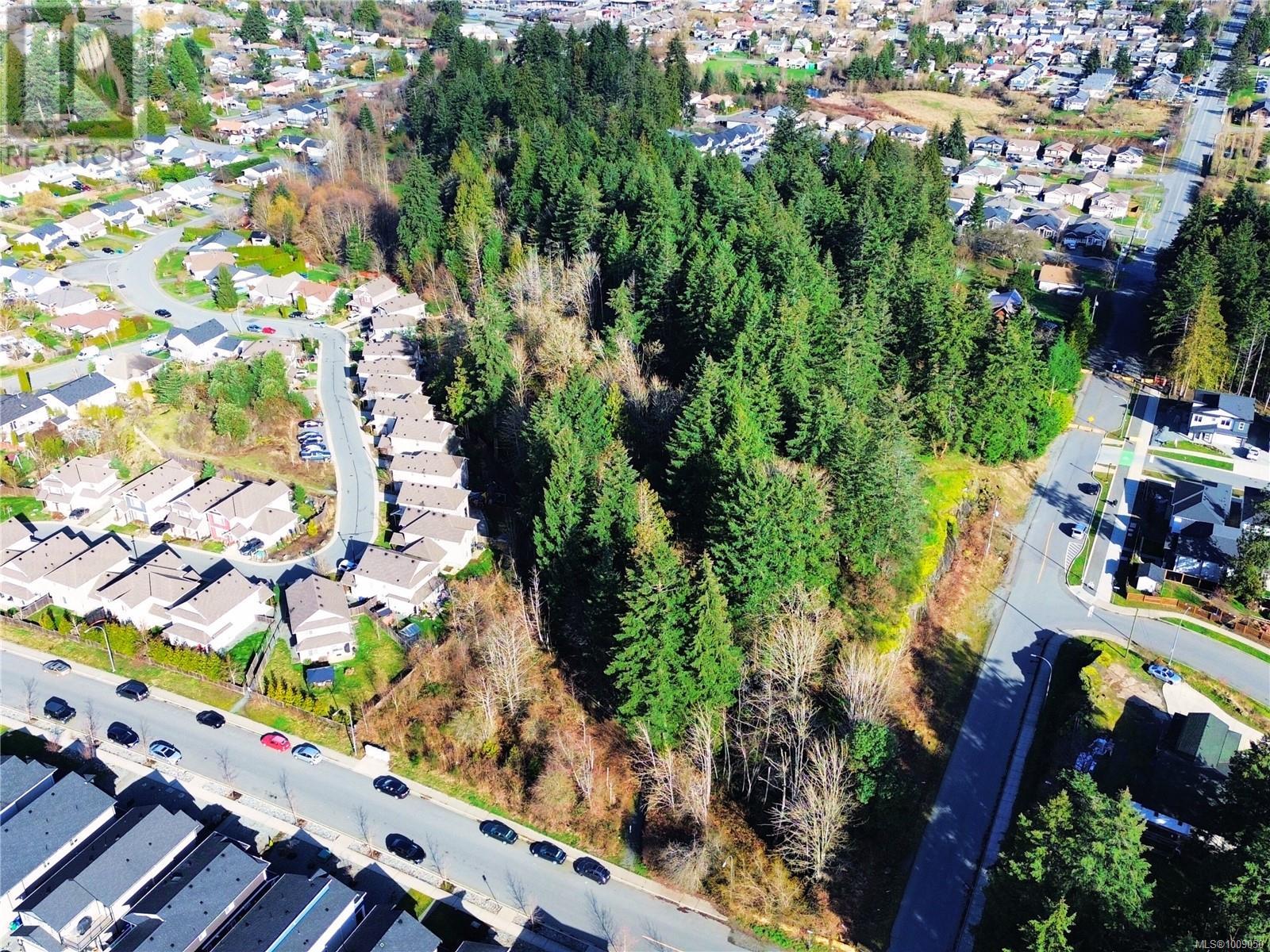 Photo 2 of 1015 Park Ave, Nanaimo BC