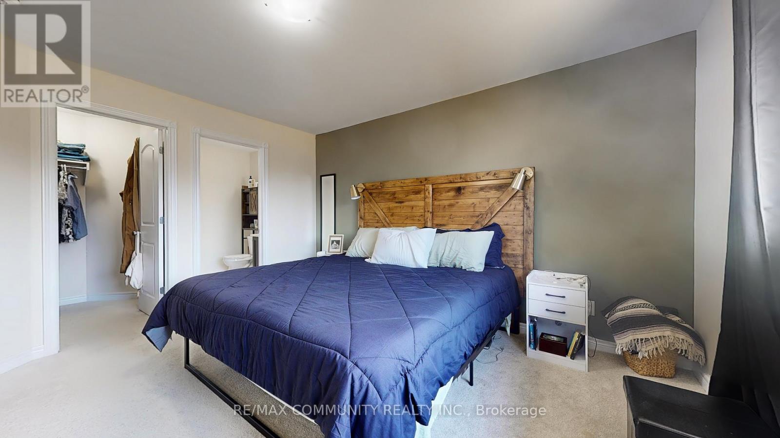 Photo 8 of 86 Keeler Court, Asphodelnorwood ON