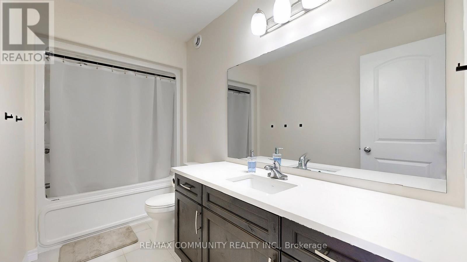 Photo 26 of 86 Keeler Court, Asphodelnorwood ON