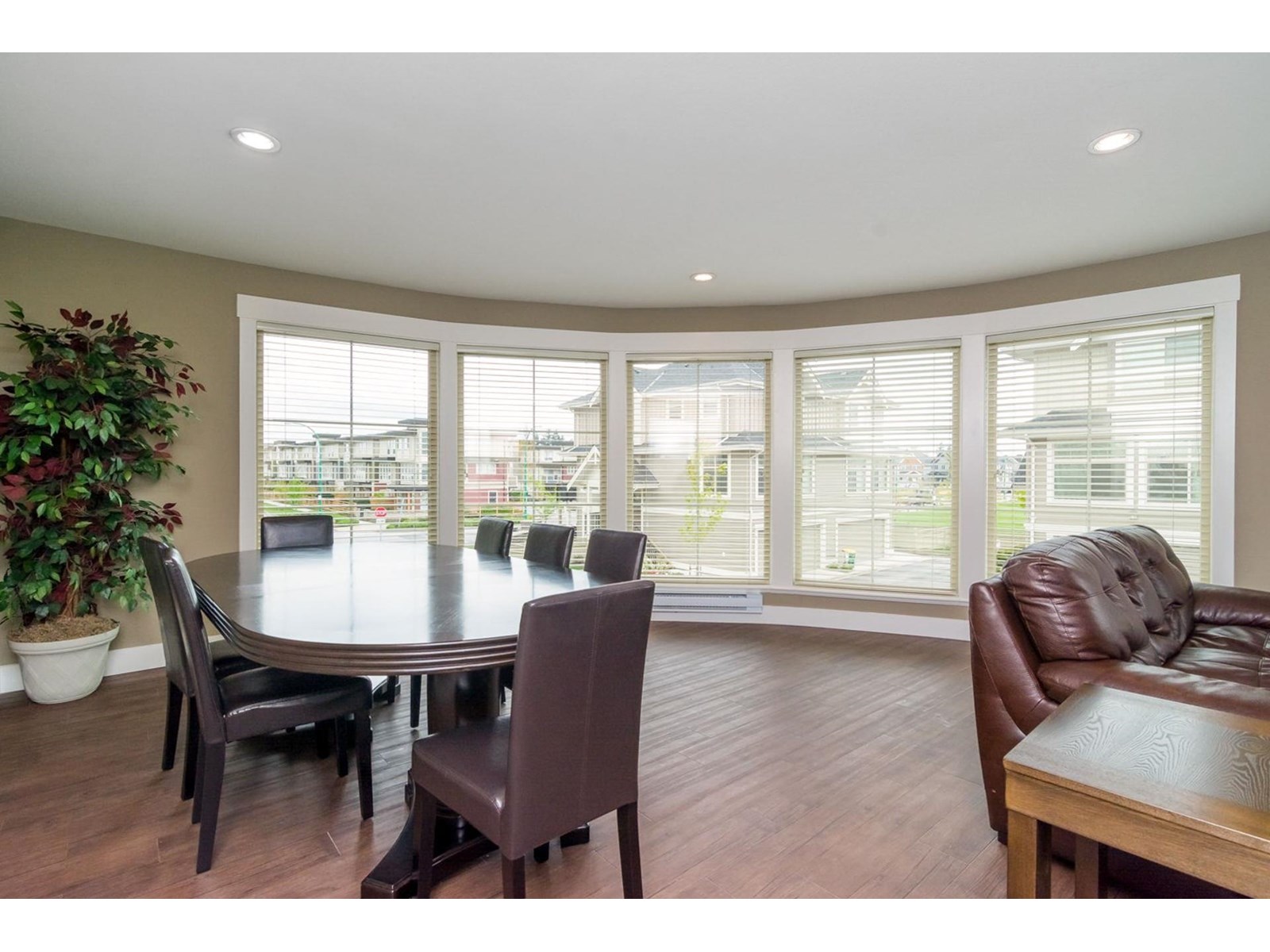 Photo 31 of 30 19525 73 Avenue, Surrey BC