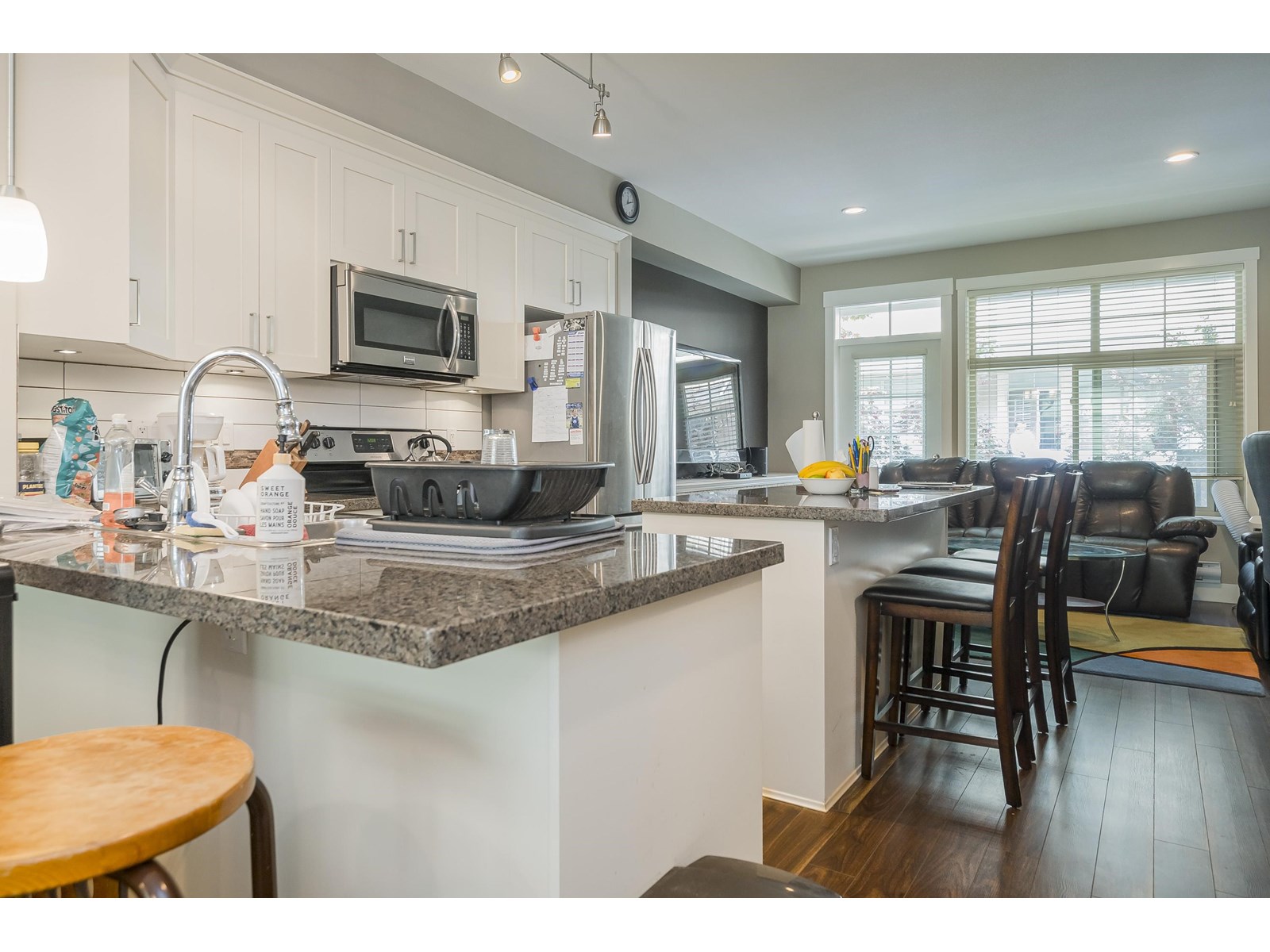 Photo 8 of 30 19525 73 Avenue, Surrey BC