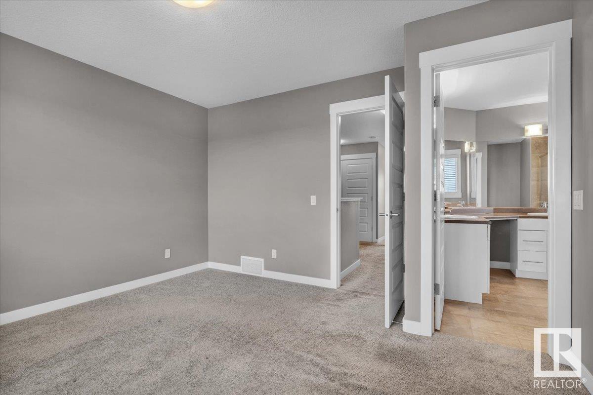 Photo 23 of 7214 174 Av Nw, Edmonton AB