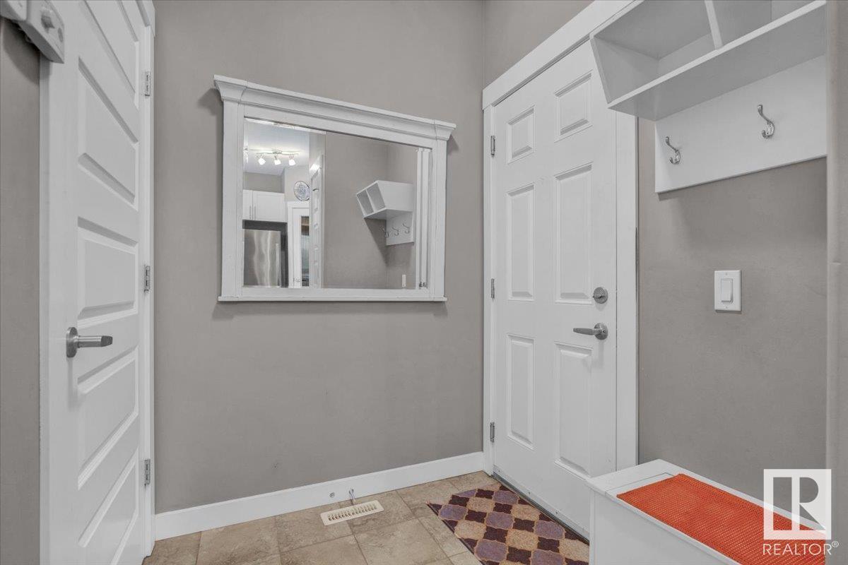 Photo 16 of 7214 174 Av Nw, Edmonton AB