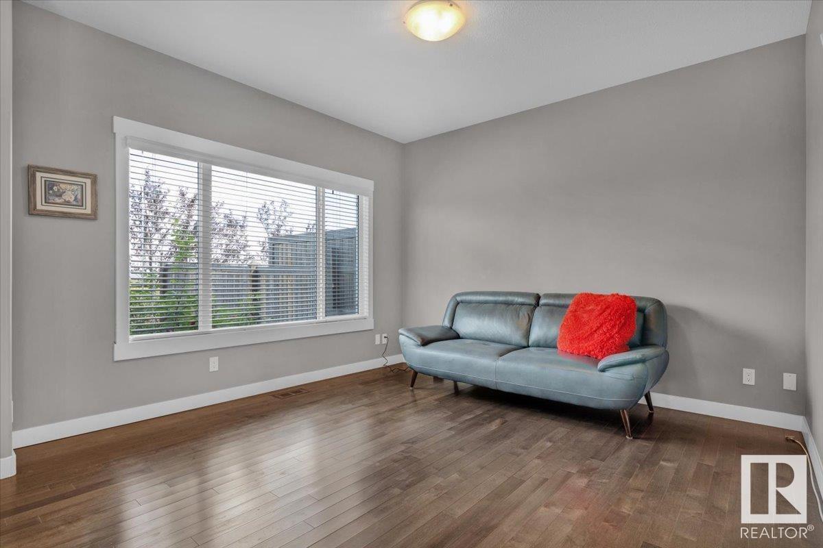 Photo 12 of 7214 174 Av Nw, Edmonton AB