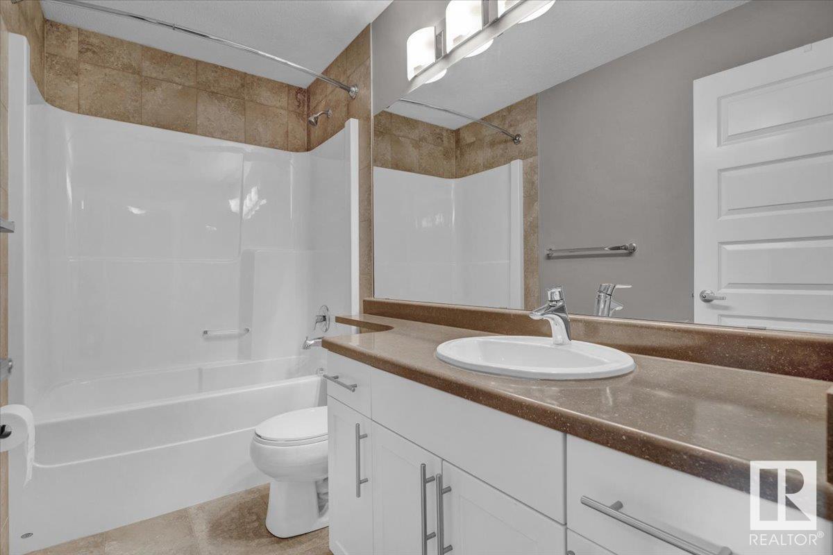 Photo 34 of 7214 174 Av Nw, Edmonton AB
