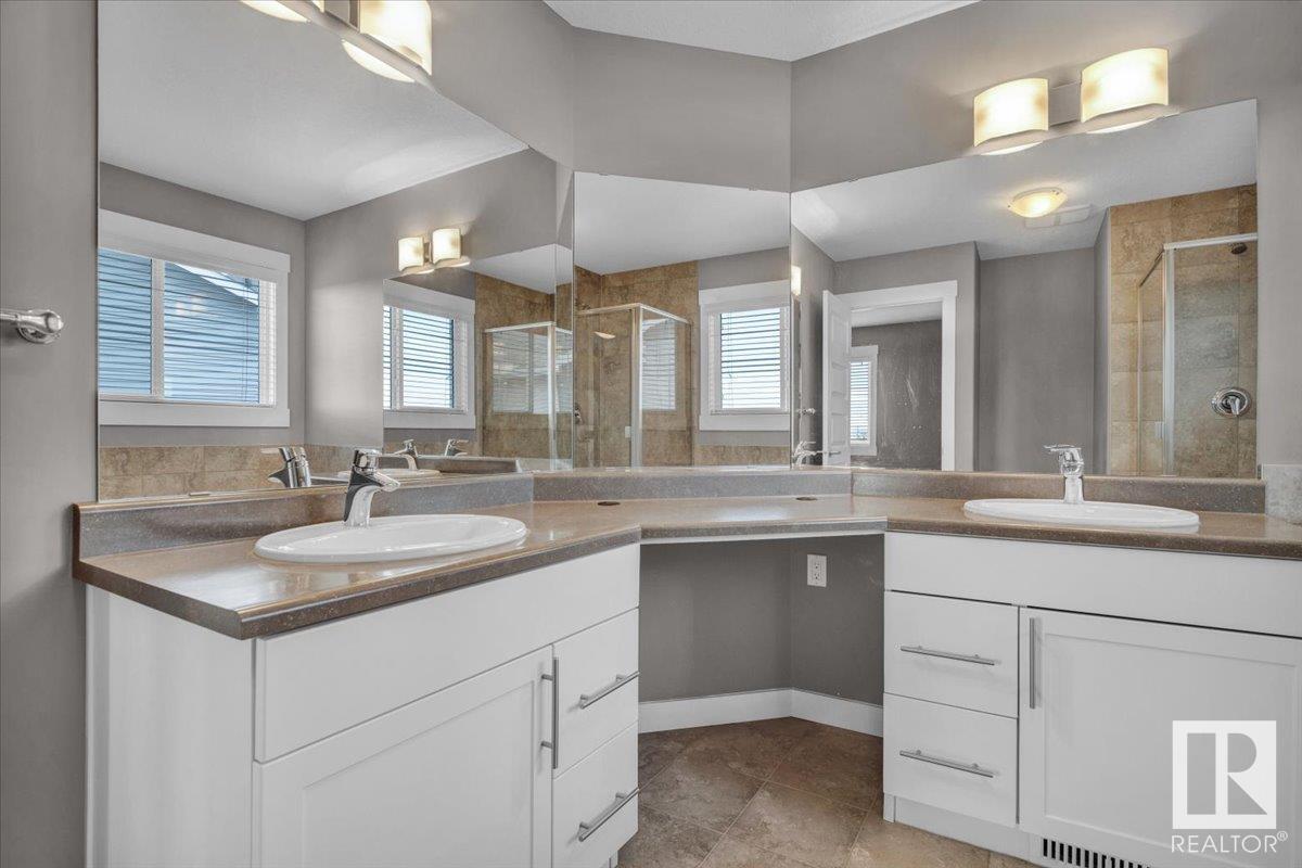 Photo 22 of 7214 174 Av Nw, Edmonton AB