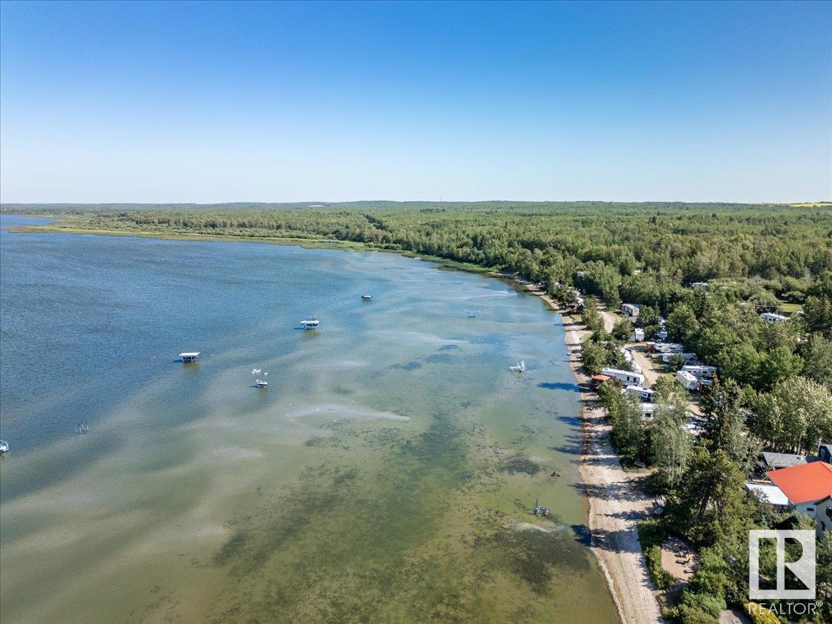 Photo 38 of 101 1st Ave Mameo Beach, Rural Wetaskiwin County AB