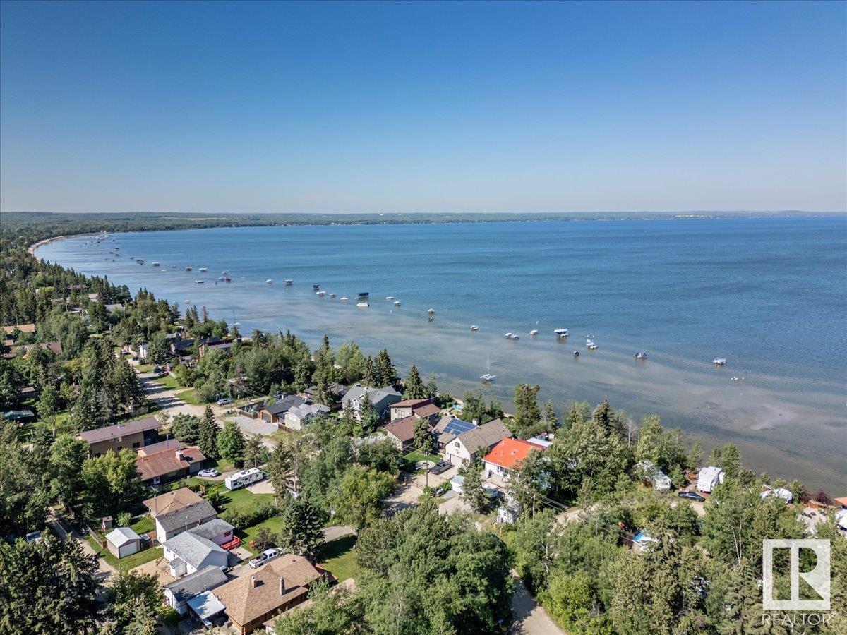 Photo 40 of 101 1st Ave Mameo Beach, Rural Wetaskiwin County AB