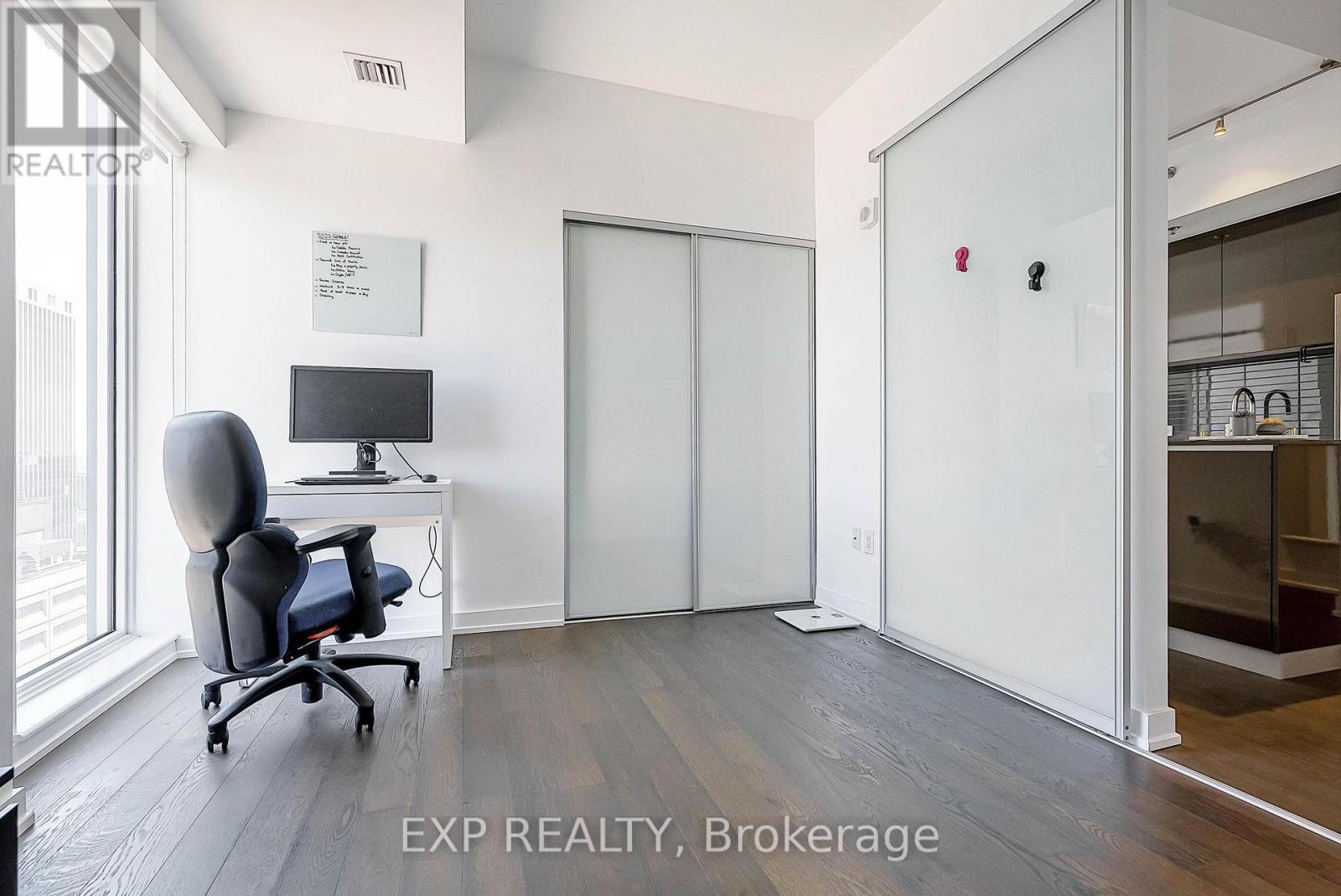 Photo 11 of 2101 199 Slater Street, Ottawa ON