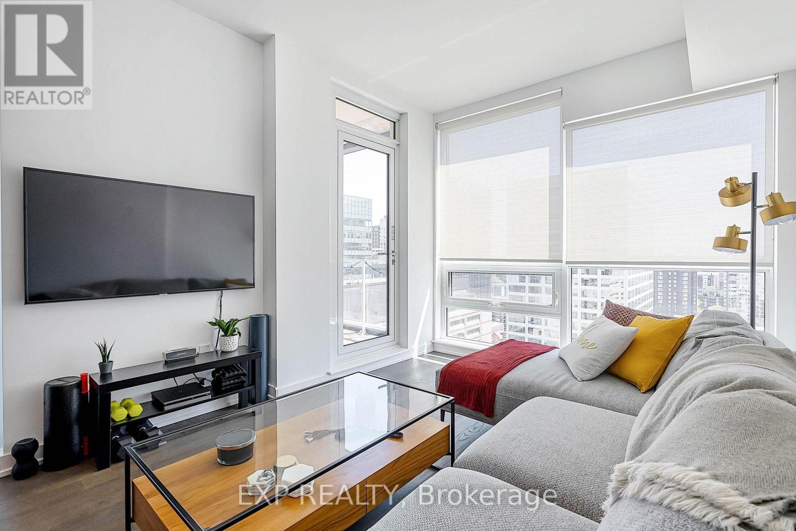 Photo 6 of 2101 199 Slater Street, Ottawa ON