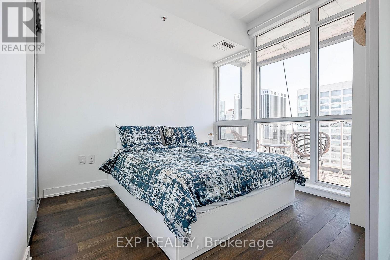 Photo 8 of 2101 199 Slater Street, Ottawa ON