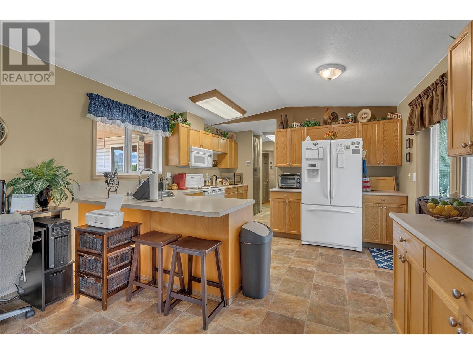 8705 ROAD 22 Road, Oliver