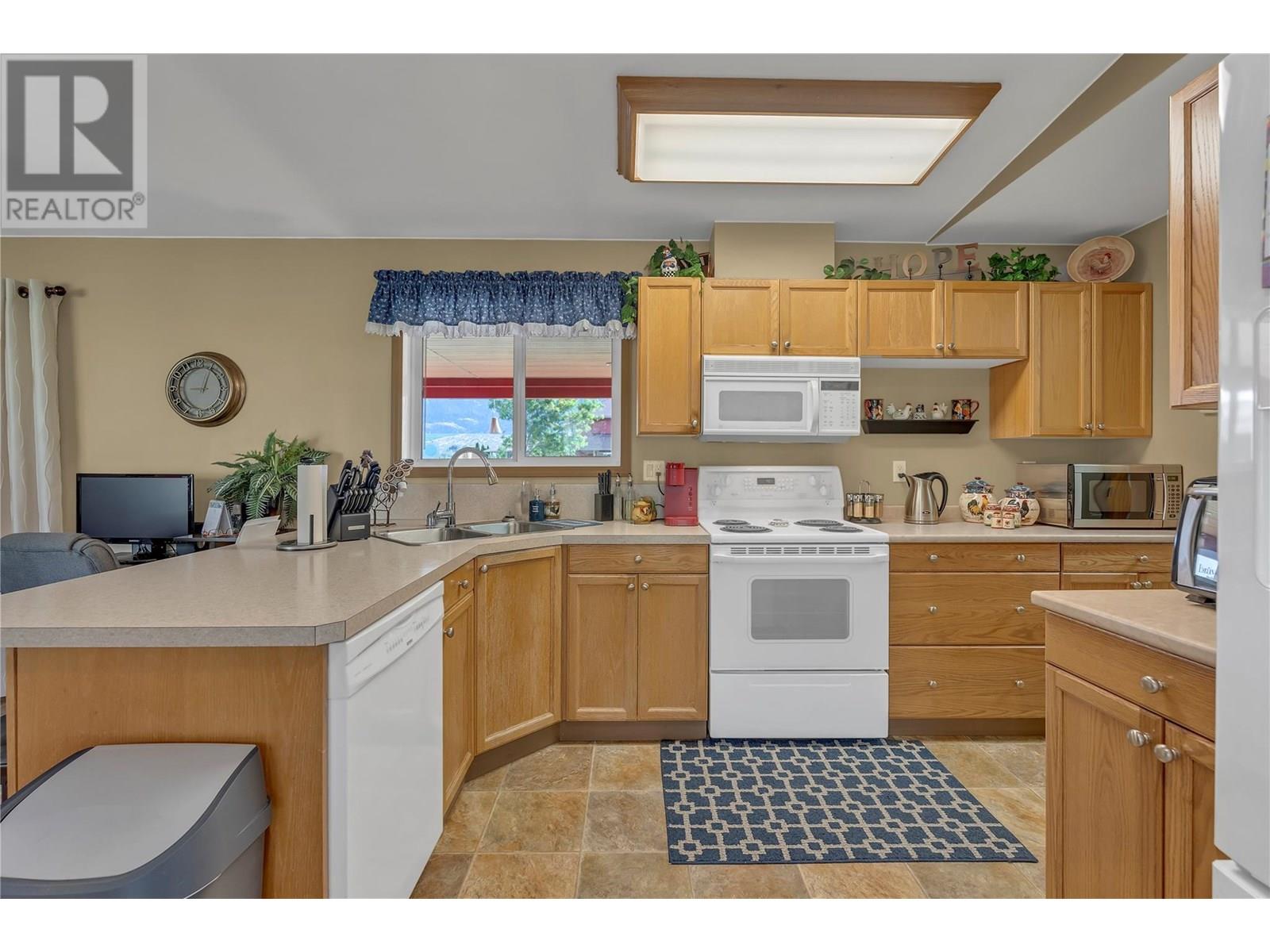 8705 ROAD 22 Road, Oliver