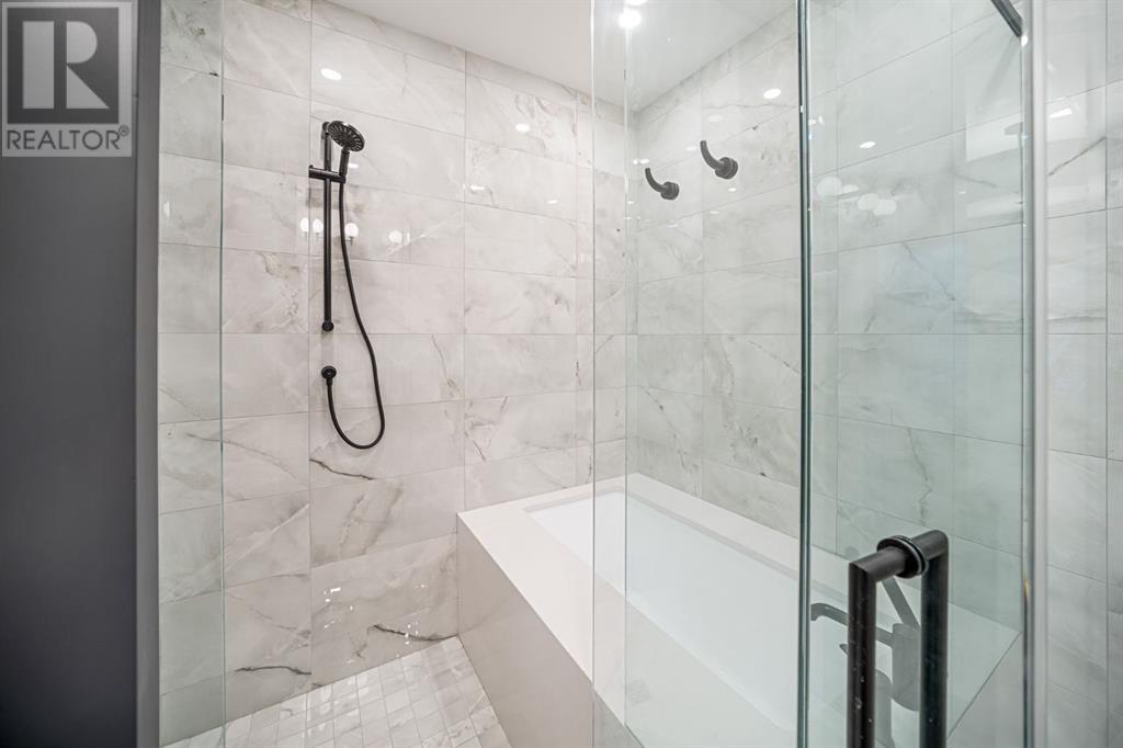Single Family House for Sale in   Avenue NW Capitol Hill Calgary 
