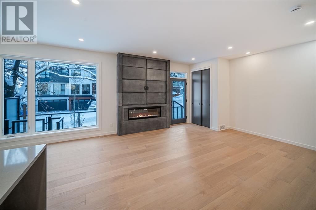 Single Family House for Sale in   Avenue NW Capitol Hill Calgary 