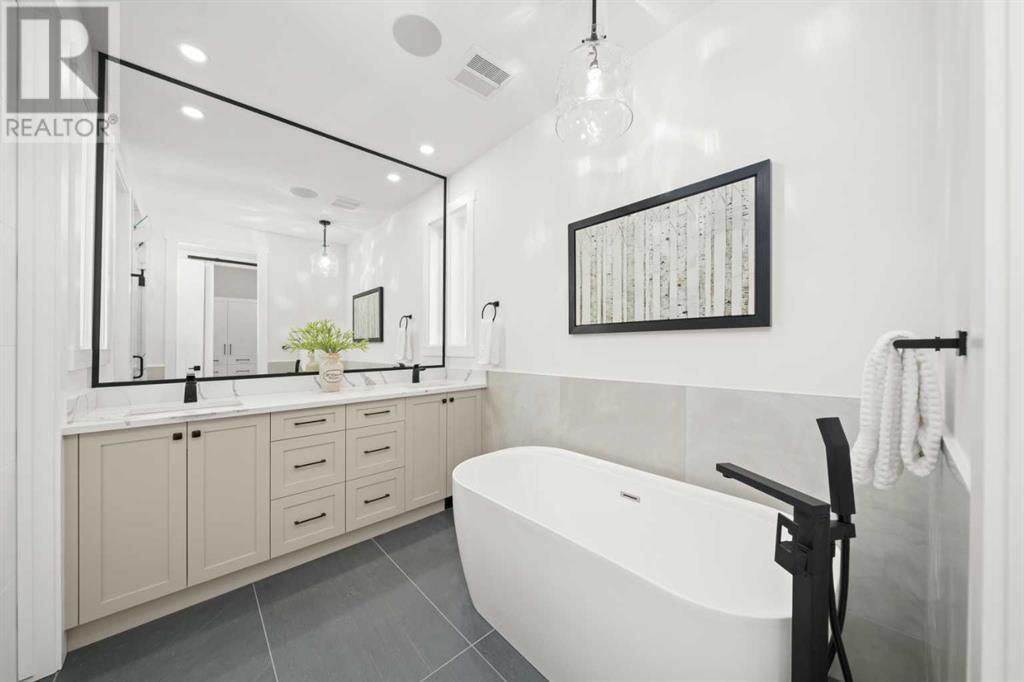 Single Family House for Sale in   Avenue NW Capitol Hill Calgary 