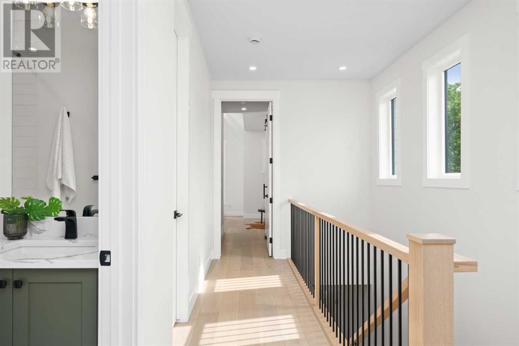 Single Family House for Sale in   Avenue NW Capitol Hill Calgary 