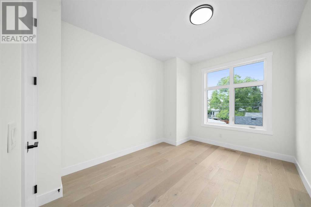 Single Family House for Sale in   Avenue NW Capitol Hill Calgary 