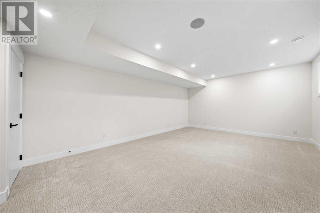 Single Family House for Sale in   Avenue NW Capitol Hill Calgary 