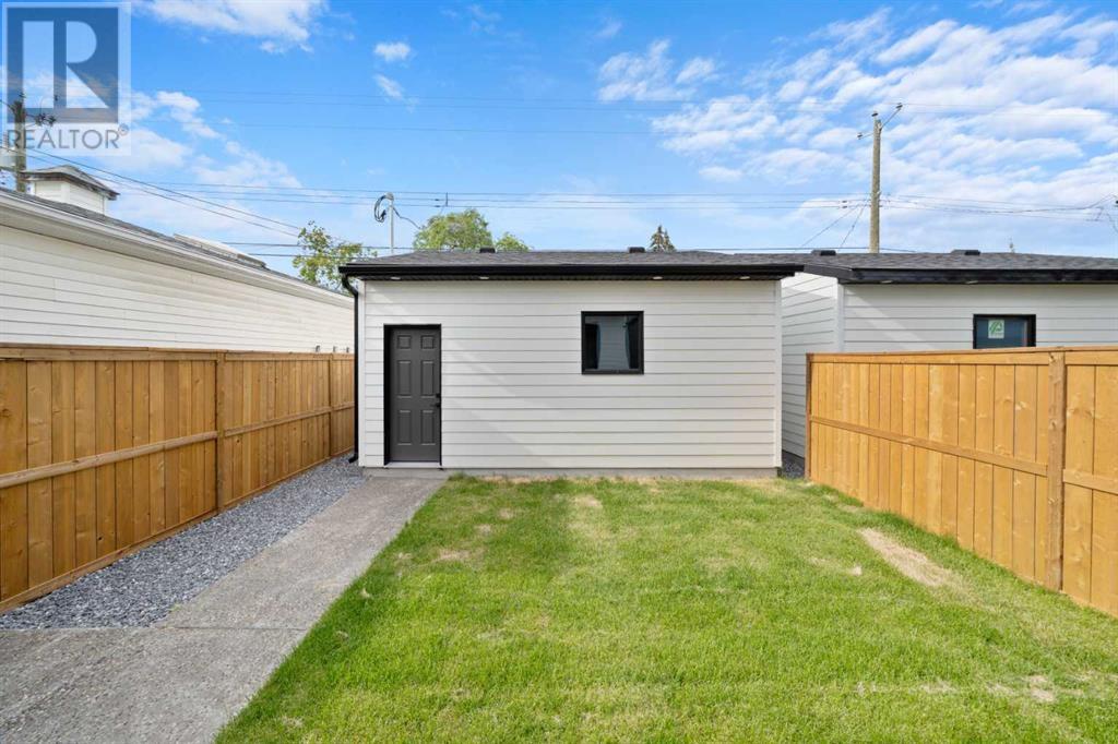 Single Family House for Sale in   Avenue NW Capitol Hill Calgary 