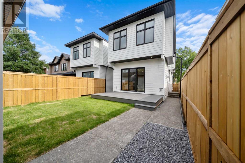 Single Family House for Sale in   Avenue NW Capitol Hill Calgary 