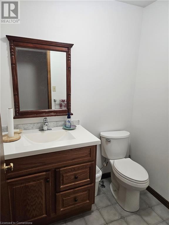 Photo 11 of 62 Landron Avenue, Hamilton ON