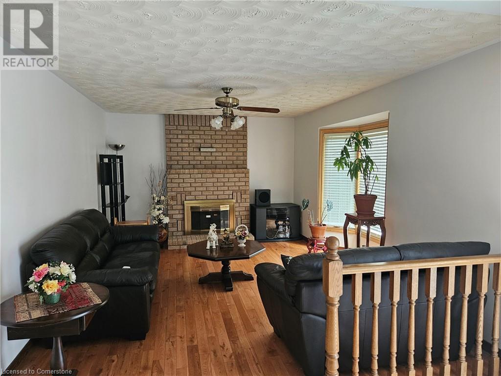 Photo 8 of 62 Landron Avenue, Hamilton ON