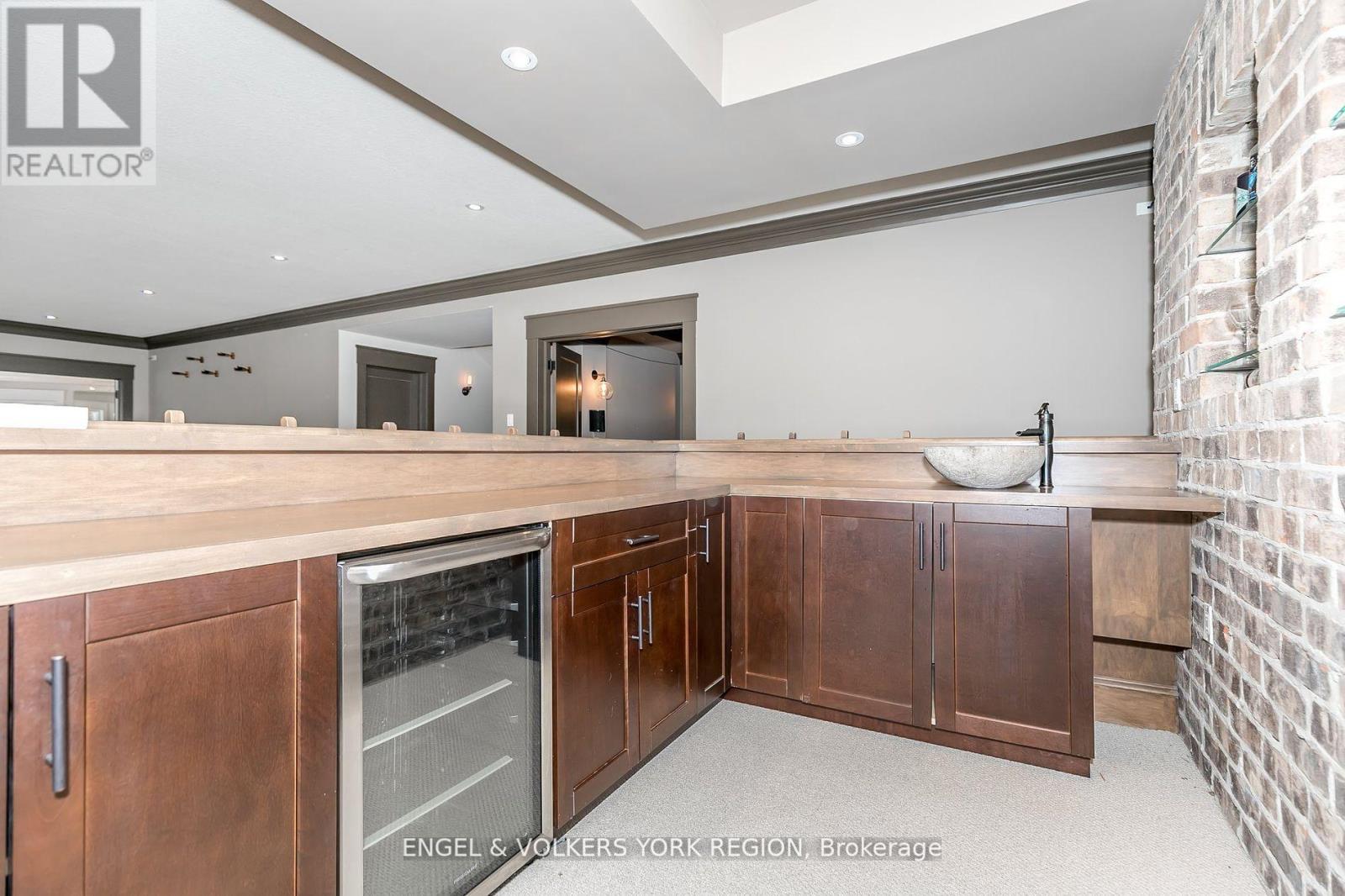 Photo 36 of 16 Heron Boulevard, Springwater ON