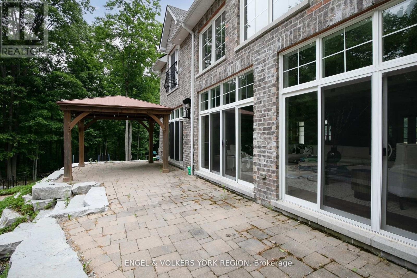 Photo 41 of 16 Heron Boulevard, Springwater ON