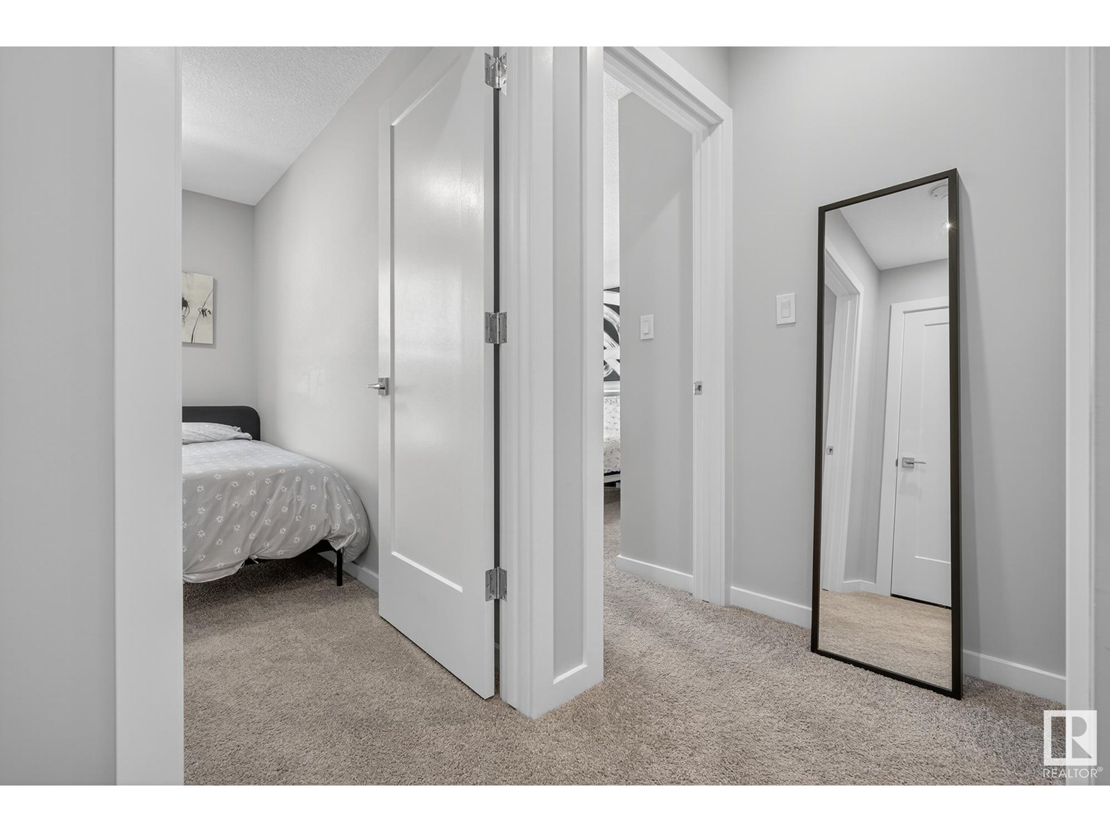 Photo 22 of 56 1304 Rutherford Rd Sw, Edmonton AB