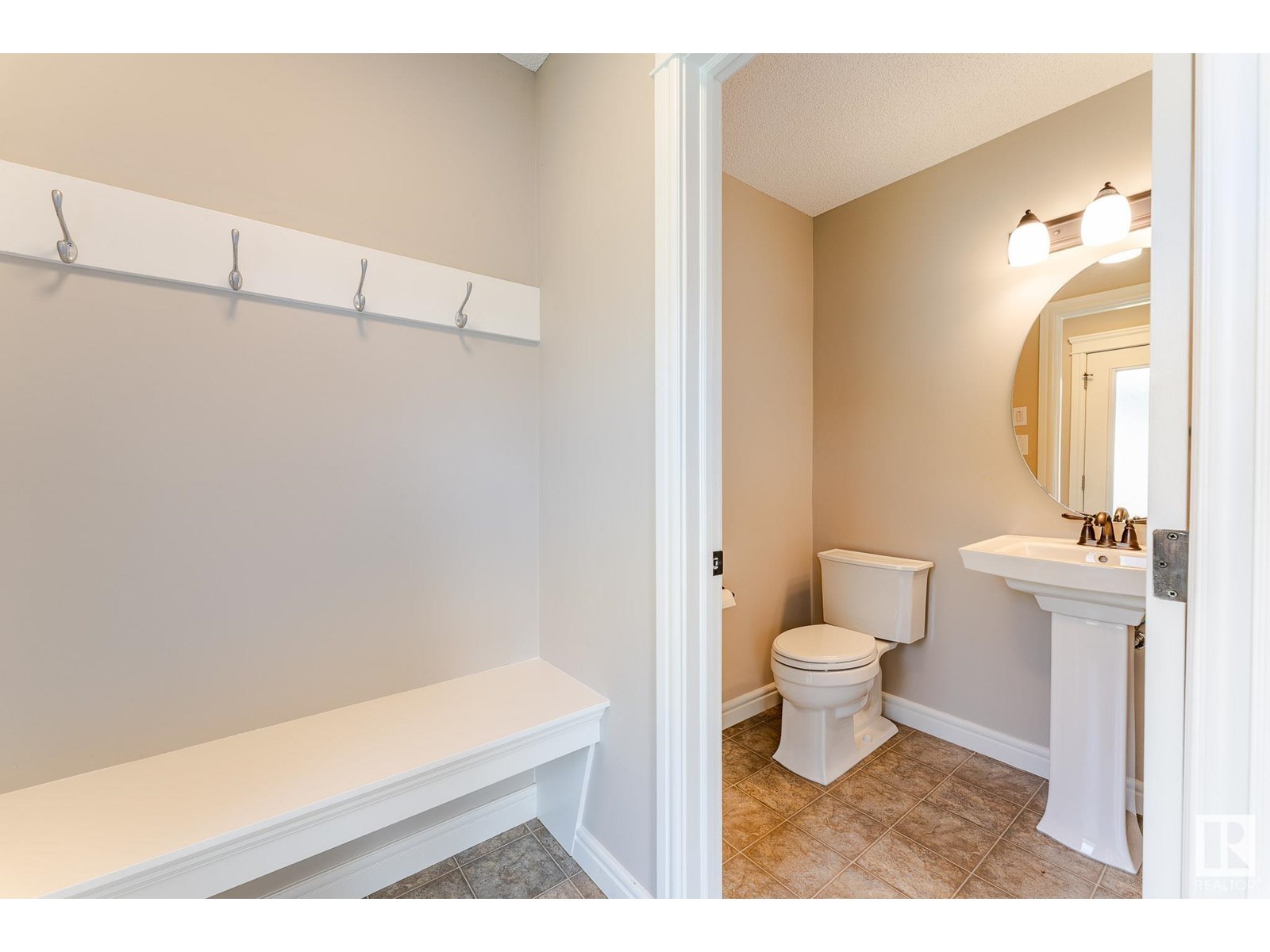 Photo 35 of 2448 Glenridding Bv Sw, Edmonton AB