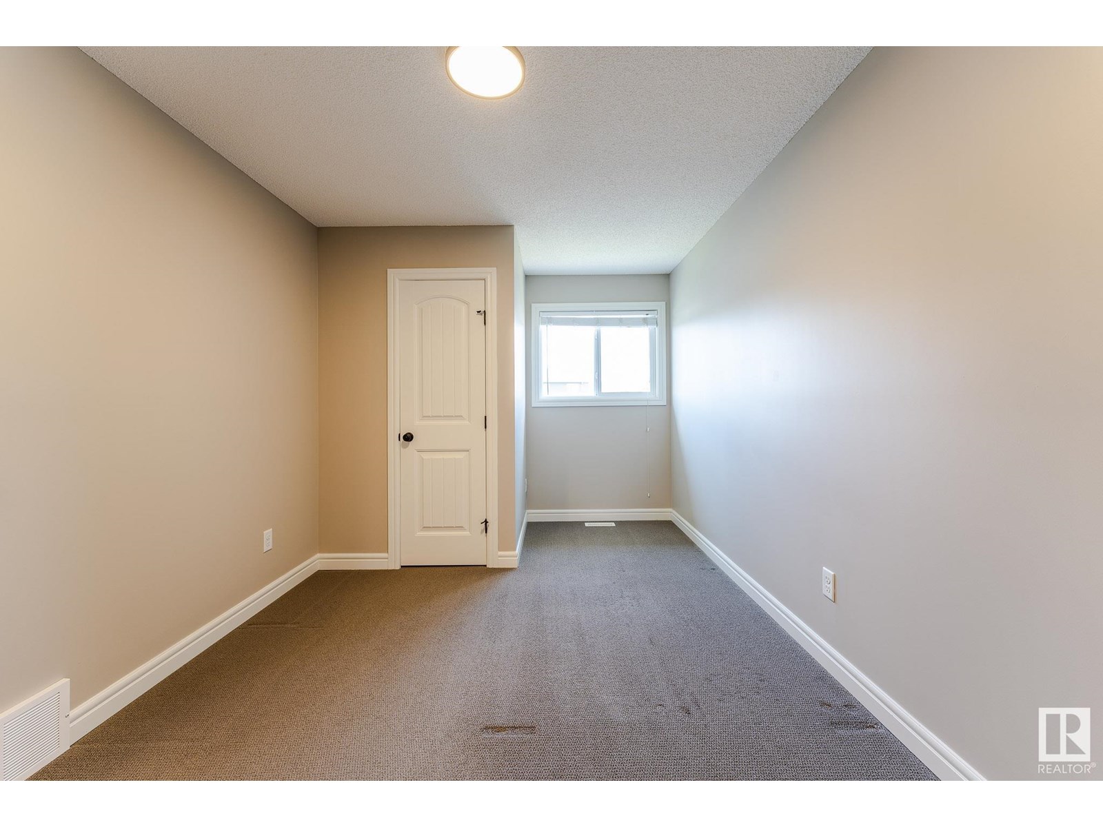 Photo 33 of 2448 Glenridding Bv Sw, Edmonton AB